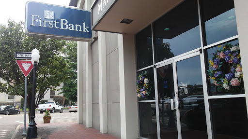 FirstBank in Huntingdon, Tennessee