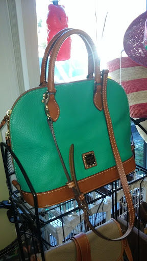 Boutique «Everchanging Seasons Consignment Boutique», reviews and photos, 710 Forest Ave, Portland, ME 04103, USA