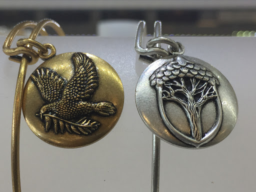 Jeweler «The Jewelry Center», reviews and photos, 7477 W Layton Ave, Milwaukee, WI 53220, USA