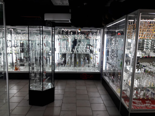 Tobacco Shop «Gotham Smoke & Novelty Shop», reviews and photos, 681 E Jericho Turnpike, Huntington Station, NY 11746, USA