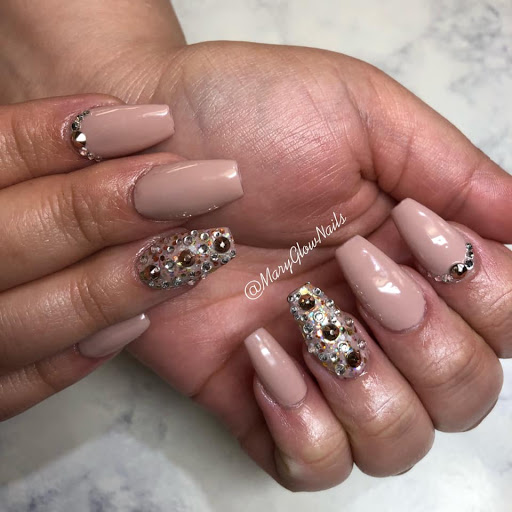 Beauty Salon «Bella Donna Salon & Spa», reviews and photos, 150 Main St, Painesville, OH 44077, USA