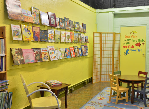 Used Book Store «Joy of Books», reviews and photos, 242 N Main St, Hendersonville, NC 28739, USA