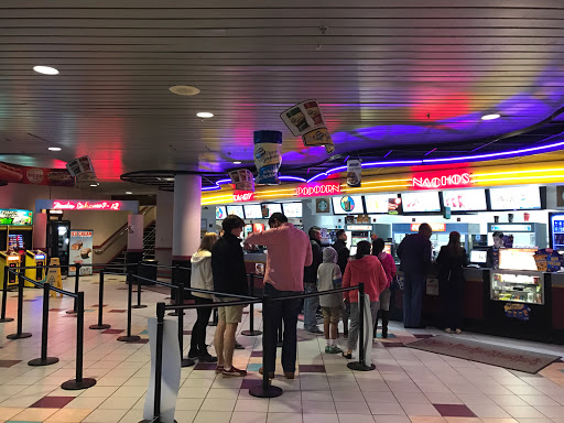 Movie Theater «Regal Cinemas Ballston Common 12», reviews and photos, 671 N Glebe Rd, Arlington, VA 22203, USA