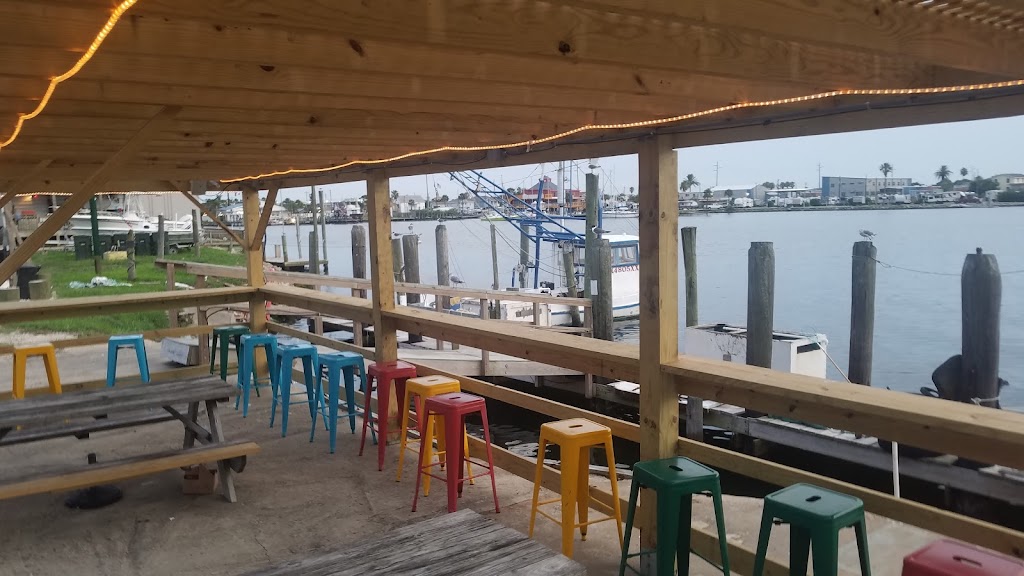 Darlene's Shrimp Shack 77551