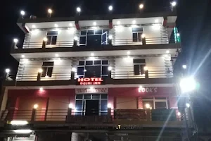Hotel Delhi Inn image