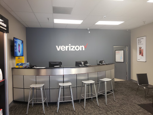 Cell Phone Store «Verizon Authorized Retailer - A Wireless», reviews and photos, 5058 Old Taylor Mill Rd, Taylor Mill, KY 41015, USA