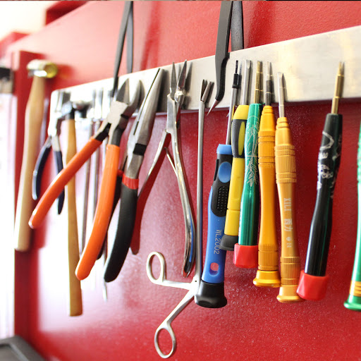 Electronics Repair Shop «iNfigo iPhone iPad iMac Repair & Accessories», reviews and photos, 108 S Cedros Ave, Solana Beach, CA 92075, USA