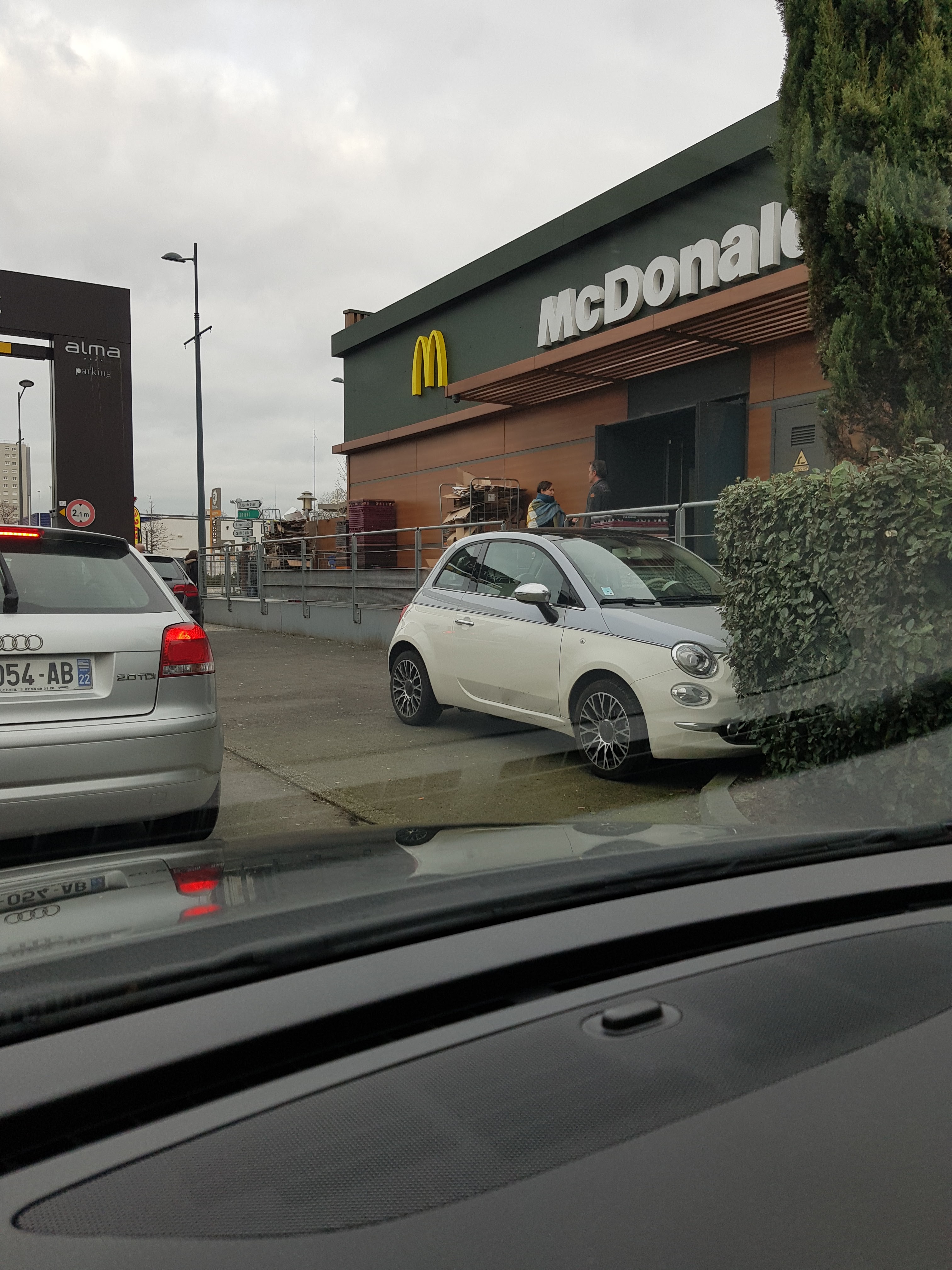 Photo n° 2 de l'avis de Firmin.o fait le 17/10/2017 à 05:25