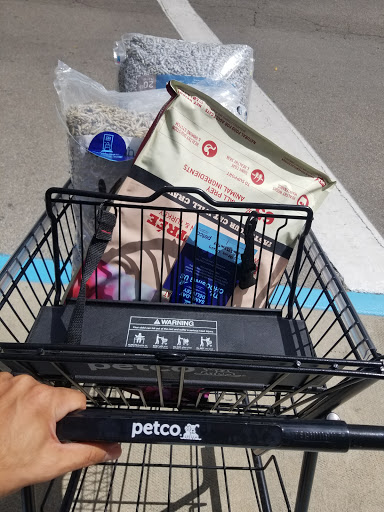 Pet Supply Store «Petco Animal Supplies», reviews and photos, 1624 Governors Square Blvd, Tallahassee, FL 32301, USA