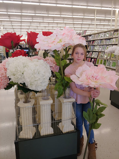 Craft Store «Hobby Lobby», reviews and photos, 1712 Rock Road, Derby, KS 67037, USA