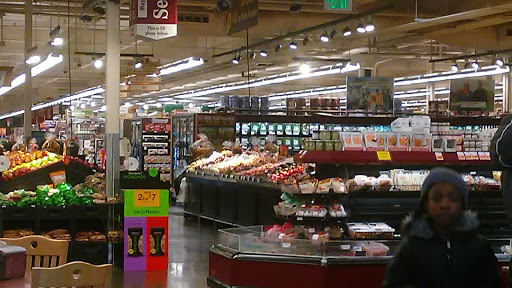 Grocery Store «Fred Meyer», reviews and photos, 7700 SW Beaverton Hillsdale Hwy, Portland, OR 97225, USA