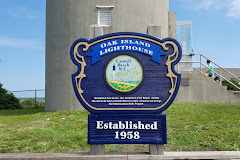 Oak Island Lighthouse