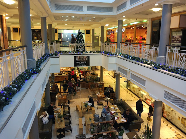 Reviews of Eldon Garden Shopping Centre. in Newcastle upon Tyne - Shopping mall