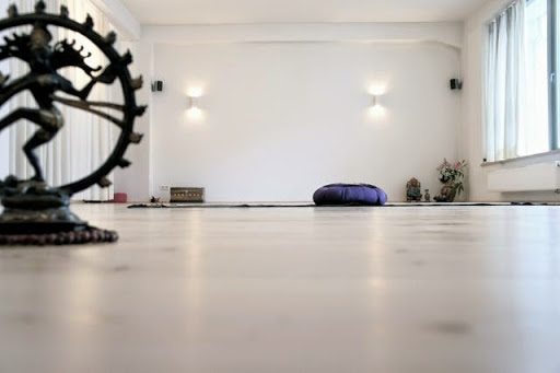 Bikram yoga places in Düsseldorf