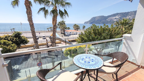 Acera del Mar apartamentos turísticos à La Herradura