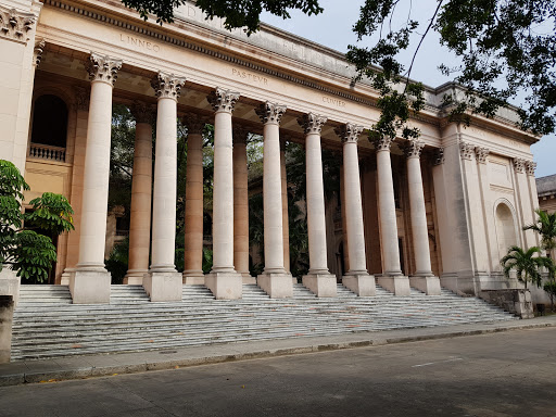 Universidades privadas de derecho en Habana