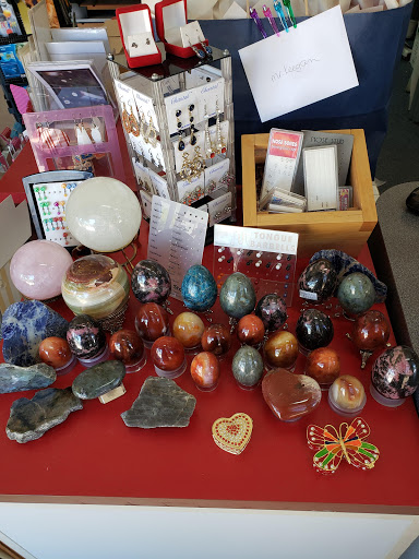 Gift Shop «Holes inthe Wall / Walls Gifts & More», reviews and photos, 705 N State St, Ukiah, CA 95482, USA