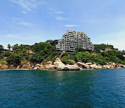 Piedra El Elefante photo