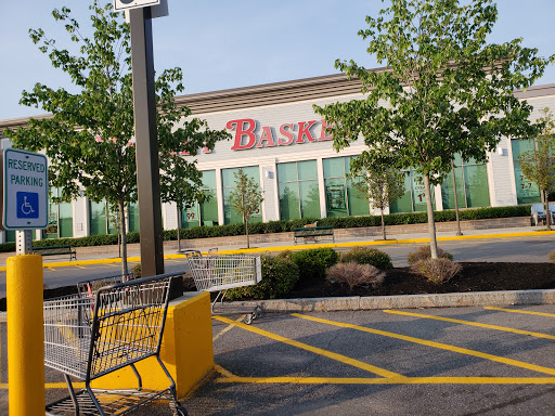 Grocery Store «Market Basket», reviews and photos, 5 Garden Ln, Londonderry, NH 03053, USA