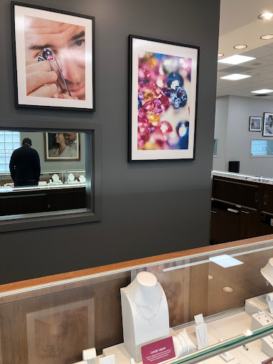 Jeweler «Shane Co.», reviews and photos, 366 N Sunrise Ave, Roseville, CA 95661, USA