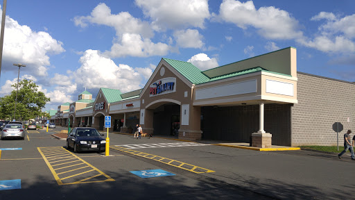 Pet Supply Store «PetSmart», reviews and photos, 10 Hazard Ave, Enfield, CT 06082, USA