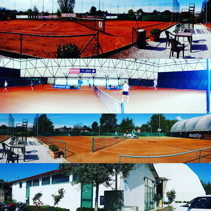 Tennis Club Marina Di Massa