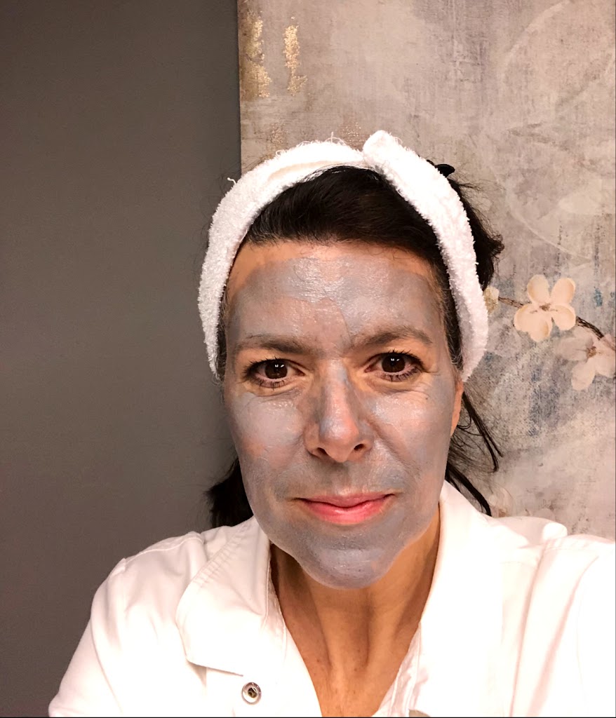 Skin Therapy by Kim 06067