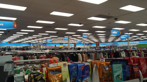 Clothing Store «Ross Dress for Less», reviews and photos, 909 N Landing Way, Renton, WA 98057, USA