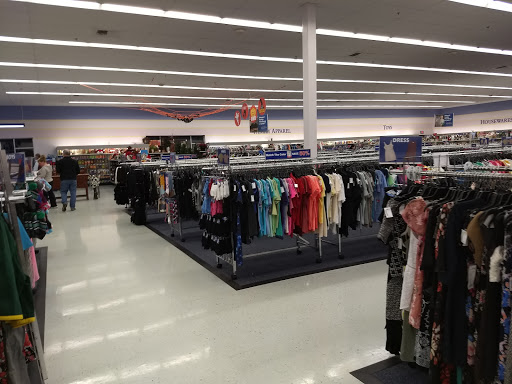 Thrift Store «Goodwill Thrift Store», reviews and photos, 13920 SW Pacific Hwy, Tigard, OR 97223, USA