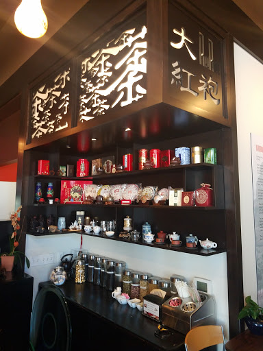 Red Robe Tea House & Cafe