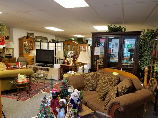 Used Furniture Store «K&M Furniture Home», reviews and photos, 6403 Steilacoom Blvd SW, Lakewood, WA 98499, USA