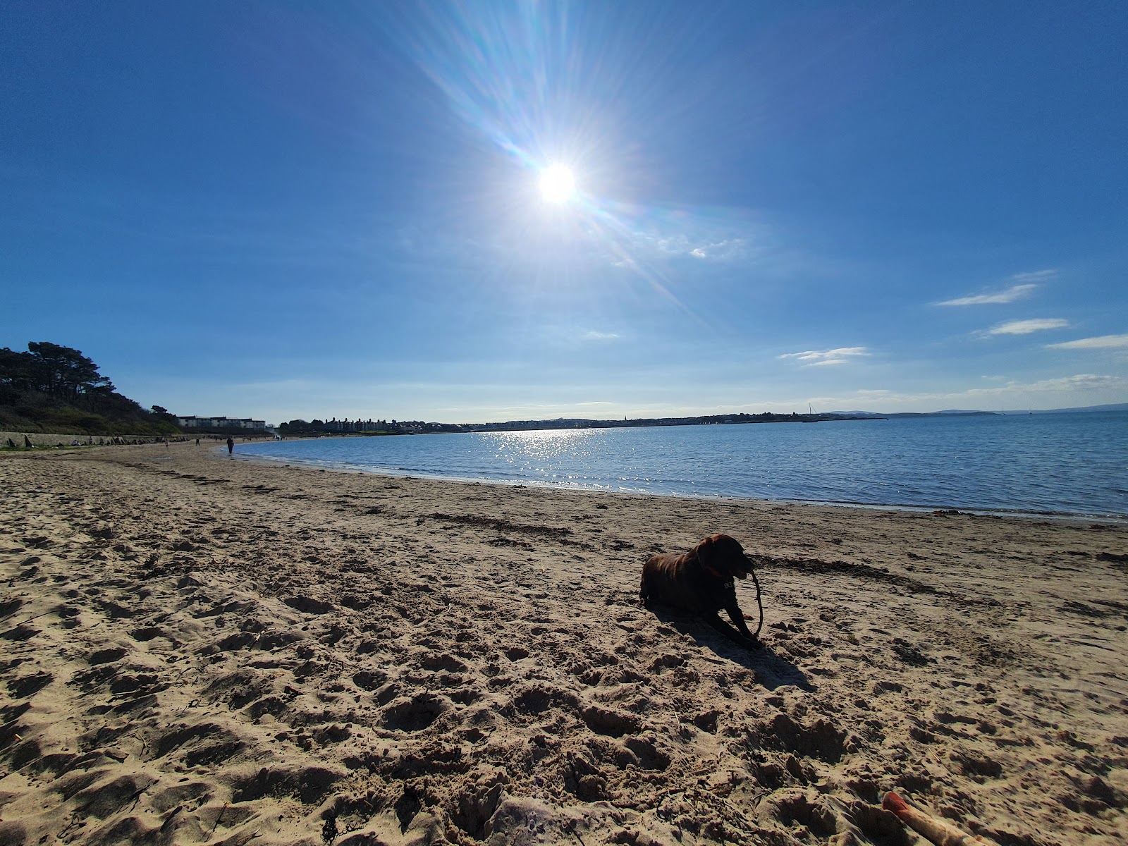 Valokuva Ballyholme Beachista. ja asutus