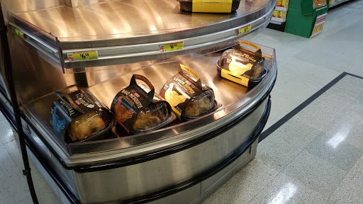 Grocery Store «H-E-B Grocery», reviews and photos, 209 N Texas Ave, Mercedes, TX 78570, USA