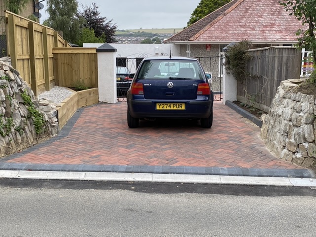 RM DRIVEWAYS & LANDSCAPING - Plymouth