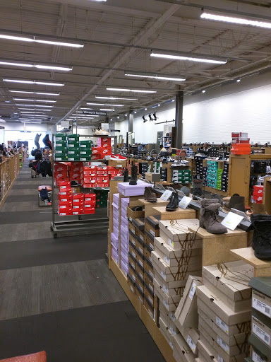 Shoe Store «DSW Designer Shoe Warehouse», reviews and photos, 345 Rockaway Turnpike, Lawrence, NY 11559, USA