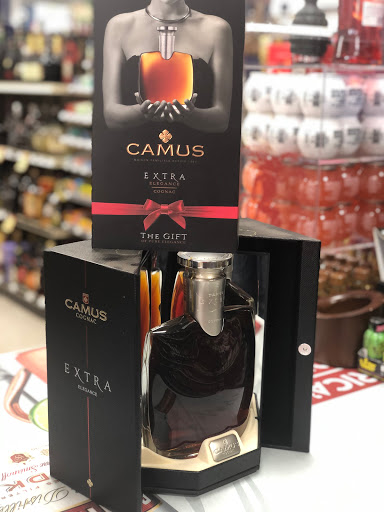 Liquor Store «E & M Food & Liquor», reviews and photos, 7758 Archer Rd, Justice, IL 60458, USA