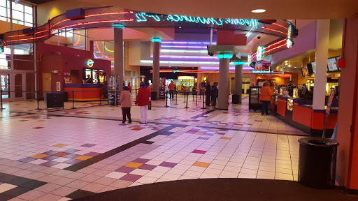 Movie Theater «Regal Cinemas Warrington Crossing 22 & IMAX», reviews and photos, 140 Easton Rd, Warrington, PA 18976, USA