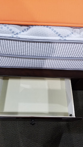 Furniture Store «Art Van Furniture - Livonia», reviews and photos, 29905 W Seven Mile Rd, Livonia, MI 48152, USA