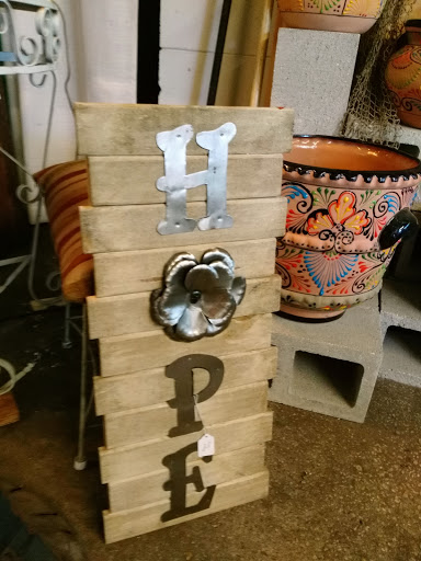 Used Furniture Store «Summer House Furniture», reviews and photos, 3620 S Manhattan Ave, Tampa, FL 33629, USA