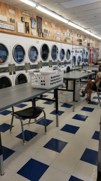 Lenexa Coin Laundry - Photo 8 - Car repair in Lenexa, KS, Kansas City