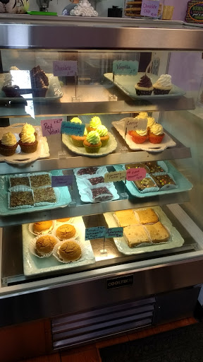 Bakery «Dear Diva Desserts Bake Shop», reviews and photos, 321 N Main St, Columbia, IL 62236, USA