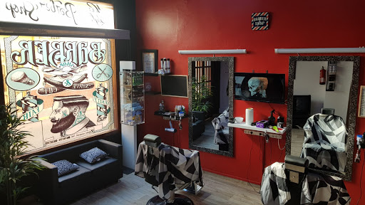 Peluquería & Barbería JOHN BARBER. en Motilladel Palancar, Cuenca