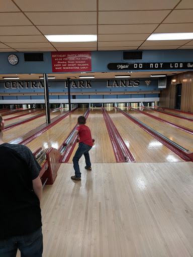 Bowling Alley «Central Park Lanes», reviews and photos, 10 Saratoga St, East Boston, MA 02128, USA