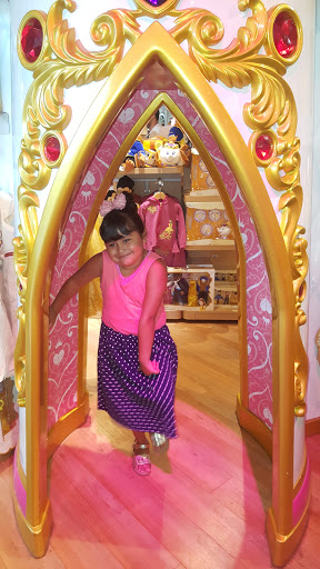 Toy Store «Disney Store», reviews and photos, 395 Santa Monica Place, Santa Monica, CA 90401, USA