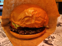 Hamburger du Restaurant de hamburgers SWISH - SMASH BURGER حلال à Les Pavillons-sous-Bois - n°3