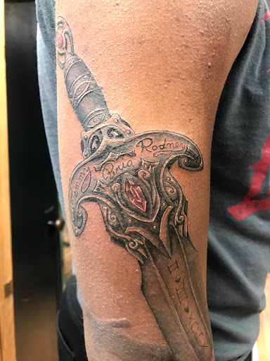 Tattoo Shop «Tattoo Guru», reviews and photos, 7525 Belair Rd, Baltimore, MD 21236, USA