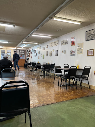 Grocery Store «Shorty Machen Grocery Store», reviews and photos, 169 Rail Rd St, Hollywood, AL 35752, USA