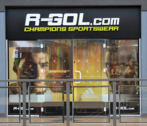 Sklep piłkarski R-GOL.com Olsztyn - Sklep sportowy
