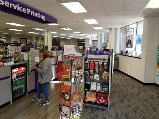 Print Shop «FedEx Office Print & Ship Center», reviews and photos, 518 Central Way, Kirkland, WA 98033, USA