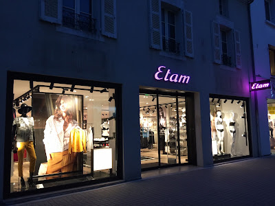 Etam Lingerie et Prêt-à-porter à La Roche-sur-Yon